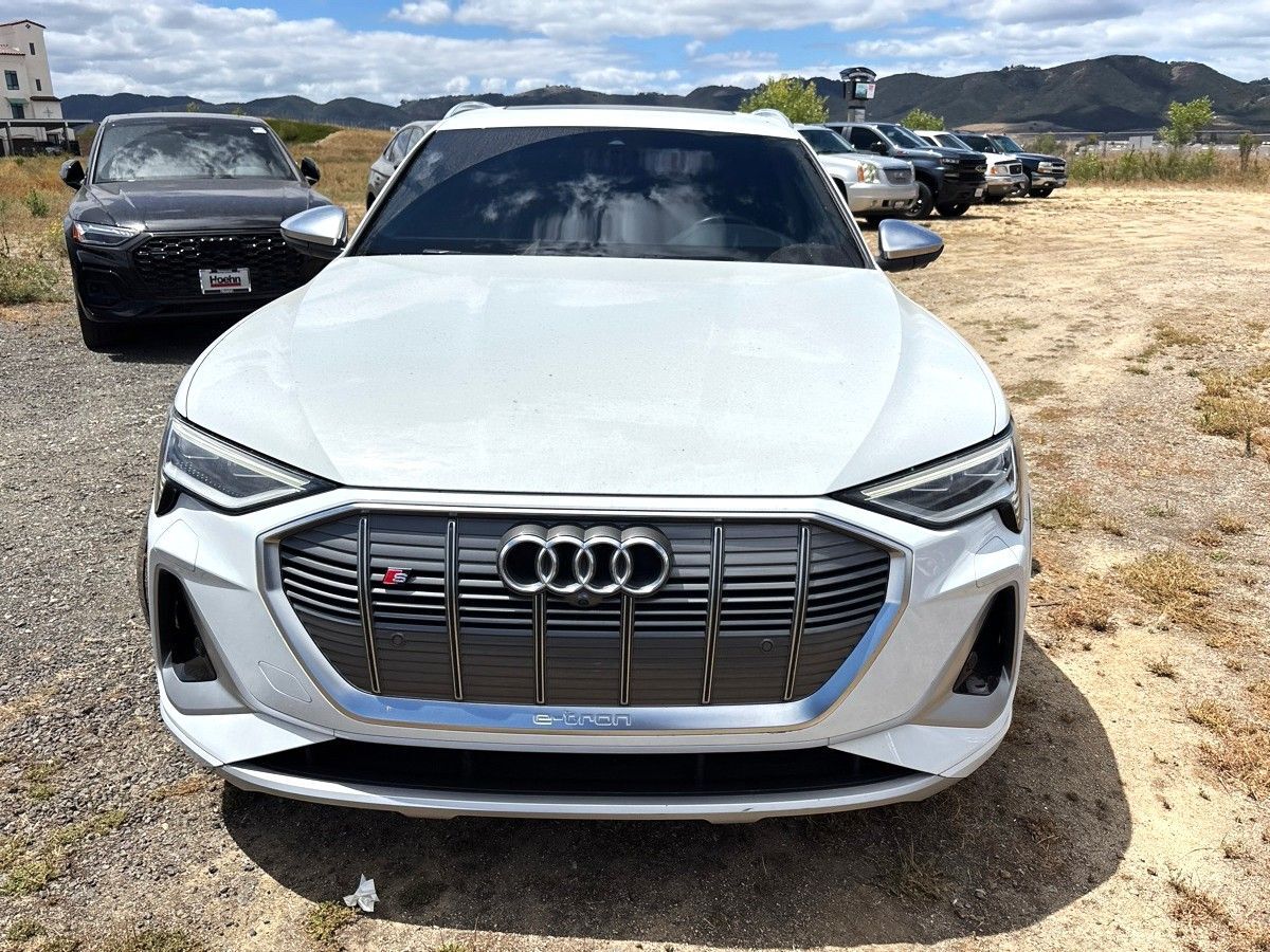 audi e-tron s 2022 WA1ACBGE9NB038650 image audi e-tron s 2022 WA1ACBGE9NB038650 image